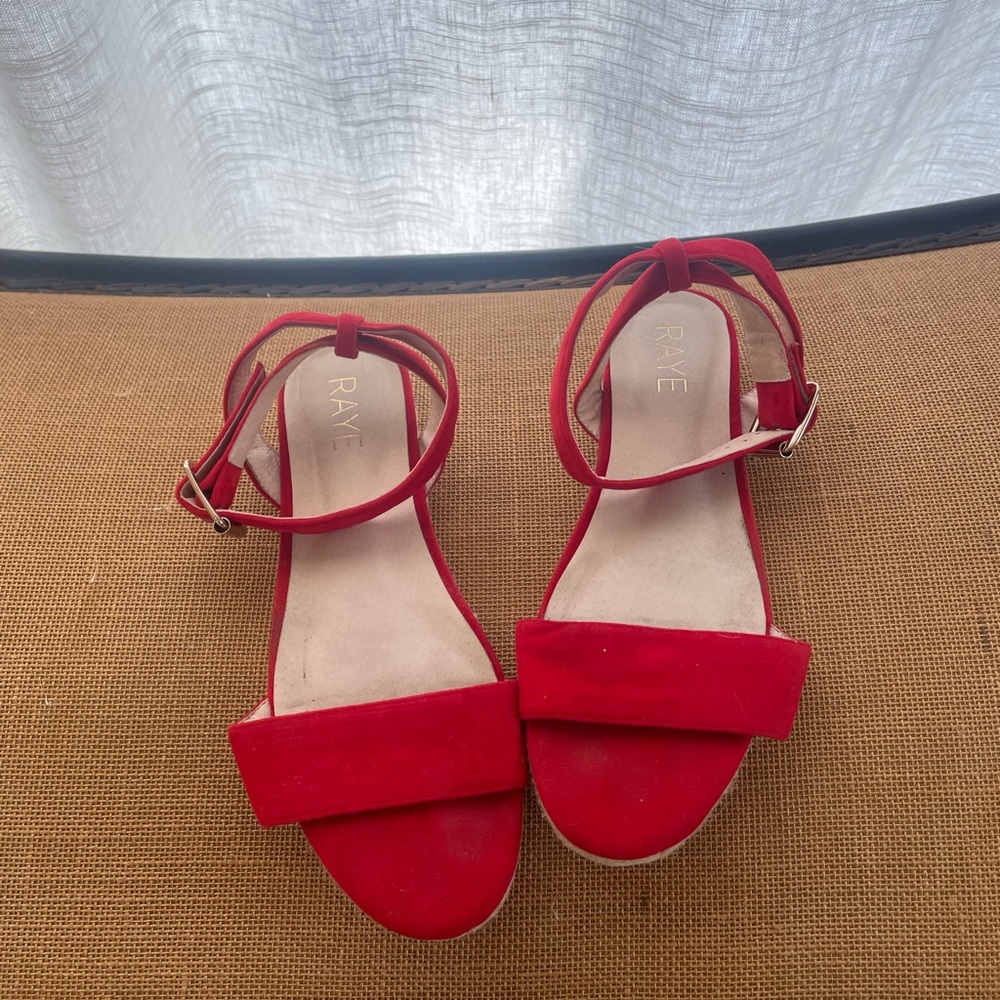 Rate Flat Sandals- Red